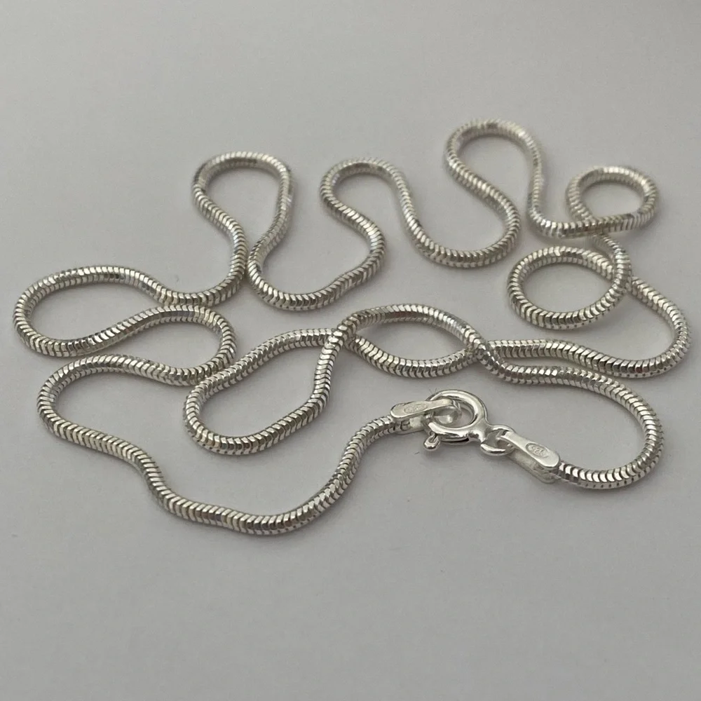 925 Silver 21.5” 2mm necklace snake chain unisex 21.5 inches